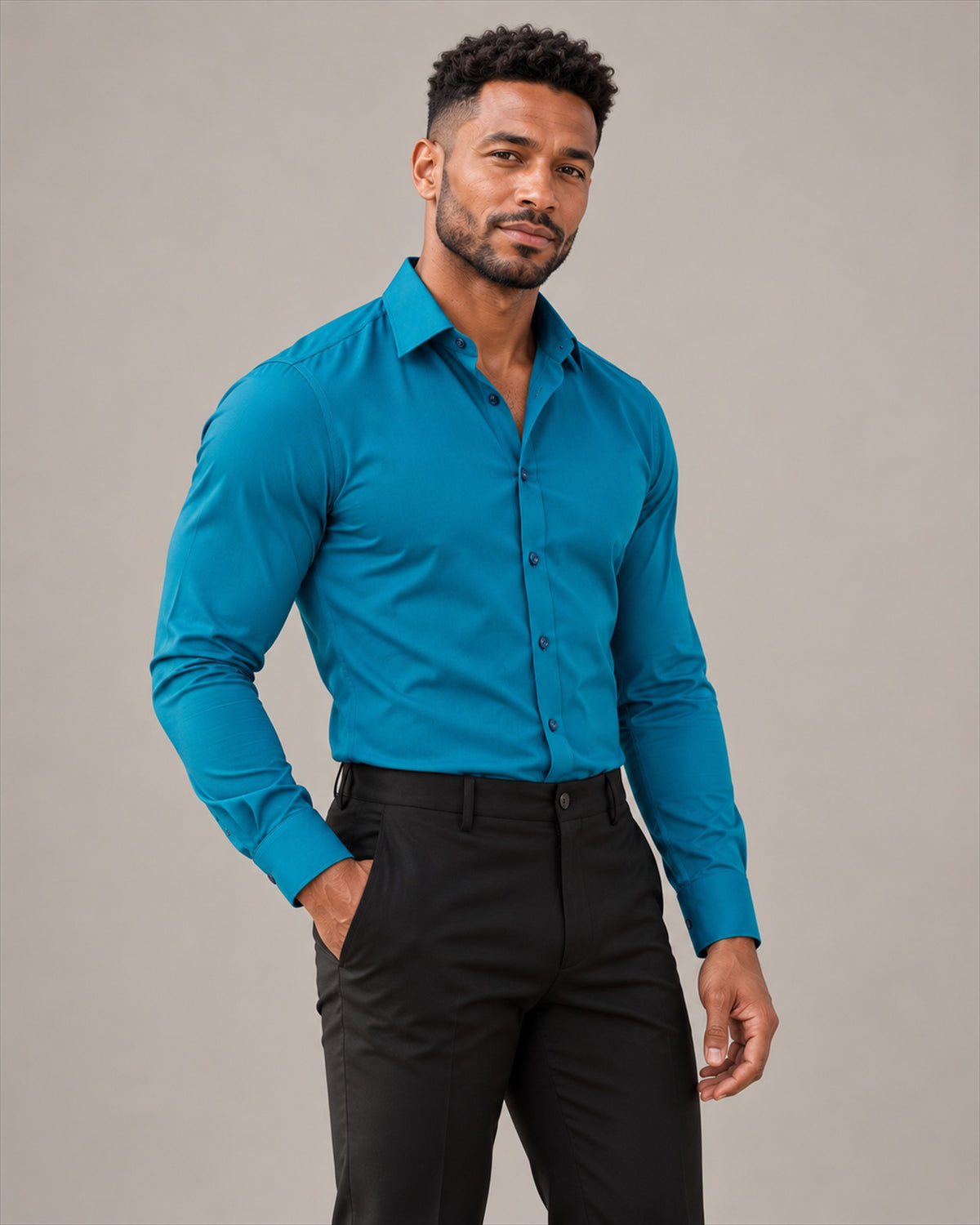 The Everett in Riviera Teal, three-quarter view